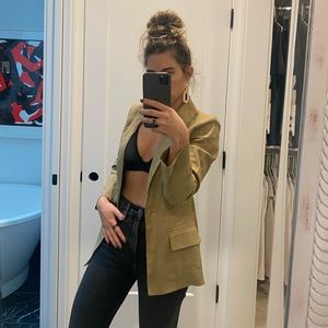 Diane von Furstenberg / 6 / CHIC linen blazer / fitted yet relaxed fit / tan